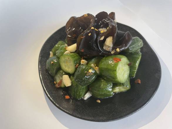 Wood Ear Fungus with Cucumbers 黄瓜木耳